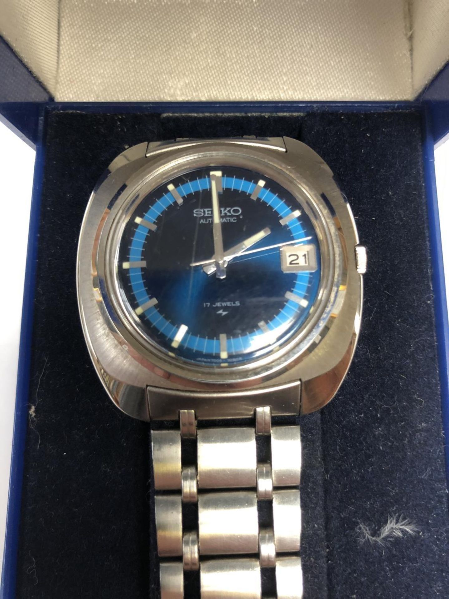 A GENTS BOXED 'SEIKO' AUTOMATIC DATE WATCH - Image 3 of 4