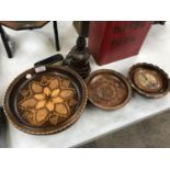 VARIOUS TREEN / WOODEN WARE ITEMS TO INCLUDE BOWLS, LAMP BASE ETC