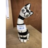 A LORNA BAILEY CERAMIC CAT - 'HUMBUG' FIGURE