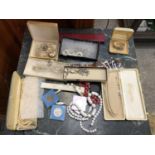 A BAG OF ASSORTED COSTUME JEWELLERY, BOXED WATCHES ETC (QTY)