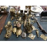 A LARGE COLLECTION OF ASSORTED BRASS AND METAL WARE TO INCLUDE FIGURES, ANIMALS, EPNS FLATWARE