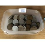 A PLASTIC TUB OF ASSORTED COINAGE, HALF CROWNS ETC