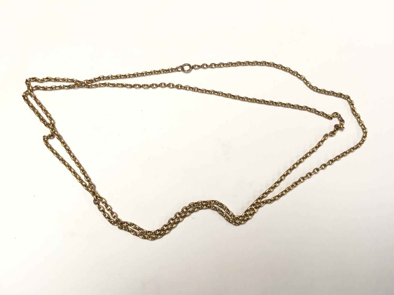 A LADIES YELLOW METAL CHAIN ROPE NECKLACE