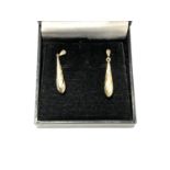 A BOXED PAIR OF LADIES YELLOW GOLD DROP EARRINGS