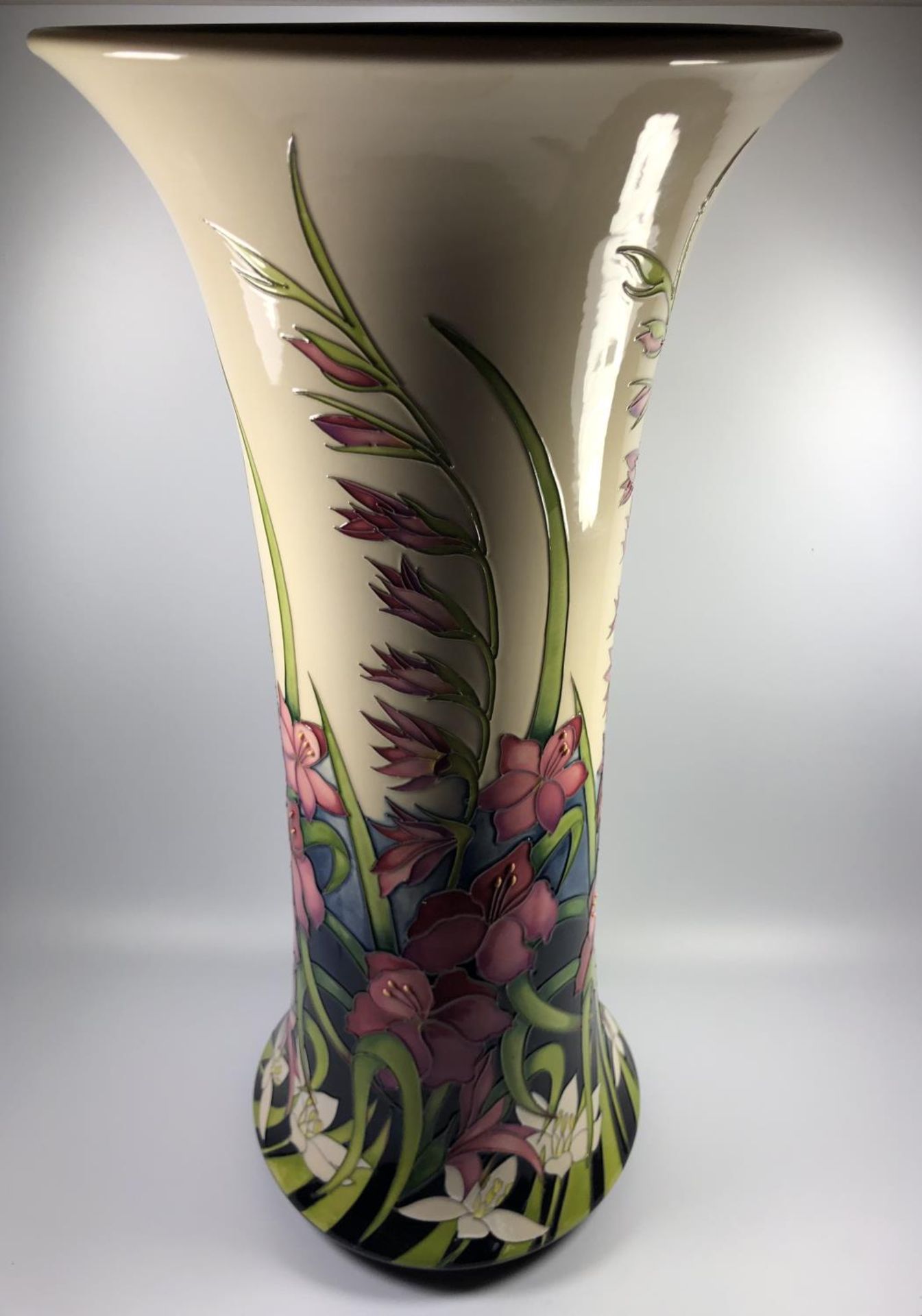 A PRESTIGE MOORCROFT POTTERY 'WILD GLADIOLI' PATTERN VASE, HEIGHT 47CM