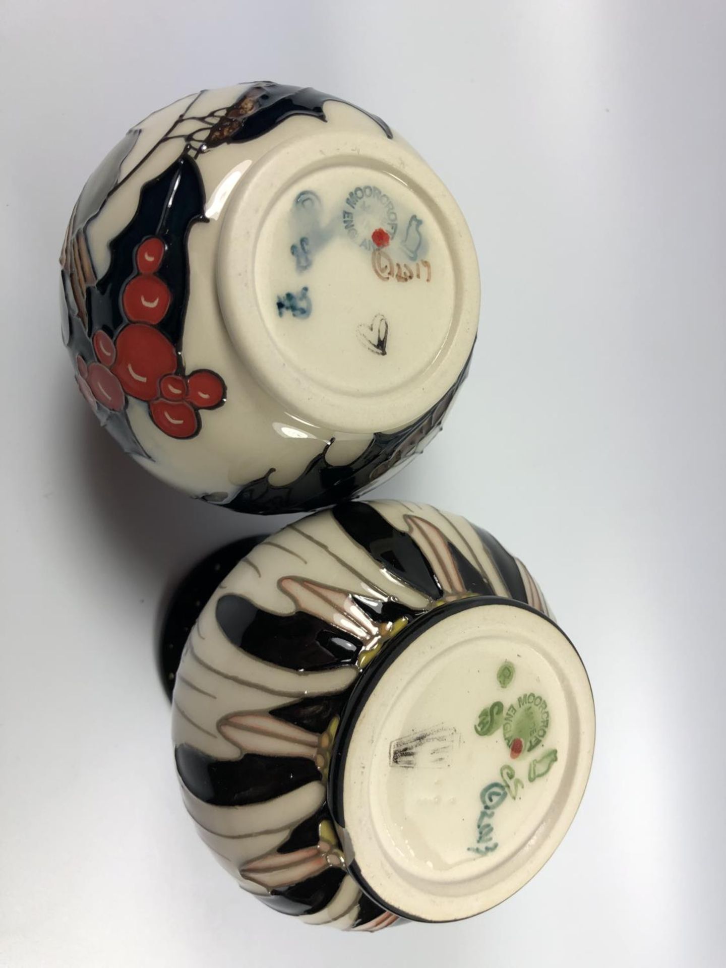 TWO MOORCROFT CHRISTMAS PATTERN VASES - A BRAVE SIR ROBIN AND NINE LADIES DANCING VASE, BOTH WITH - Image 4 of 4