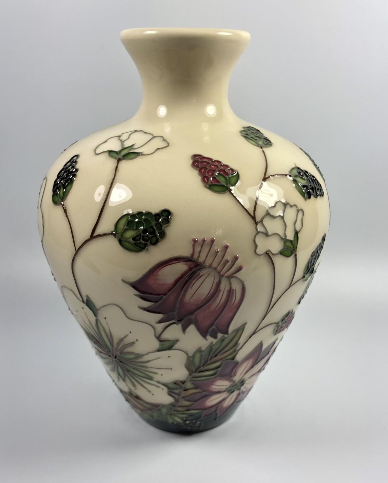 A MOORCROFT POTTERY 'BRAMBLES REVISITED' VASE, HEIGHT 17.5CM