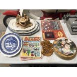 A MIXED COLLECTION OF ASSORTED COLLECTORS CABINET PLATES, BEANO MAGAZINES, MODERN POCKET WATCH ETC