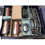 A VINTAGE BOXED HORNBY TIN PLATE TRAIN SET TO INCLUDE TYPE 51 LOCOMOTIVE