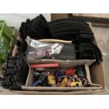 A LARGE BOX OF ASSORTED VINTAGE SCALEXTRIC ITEMS, TRACK ETC (QTY)