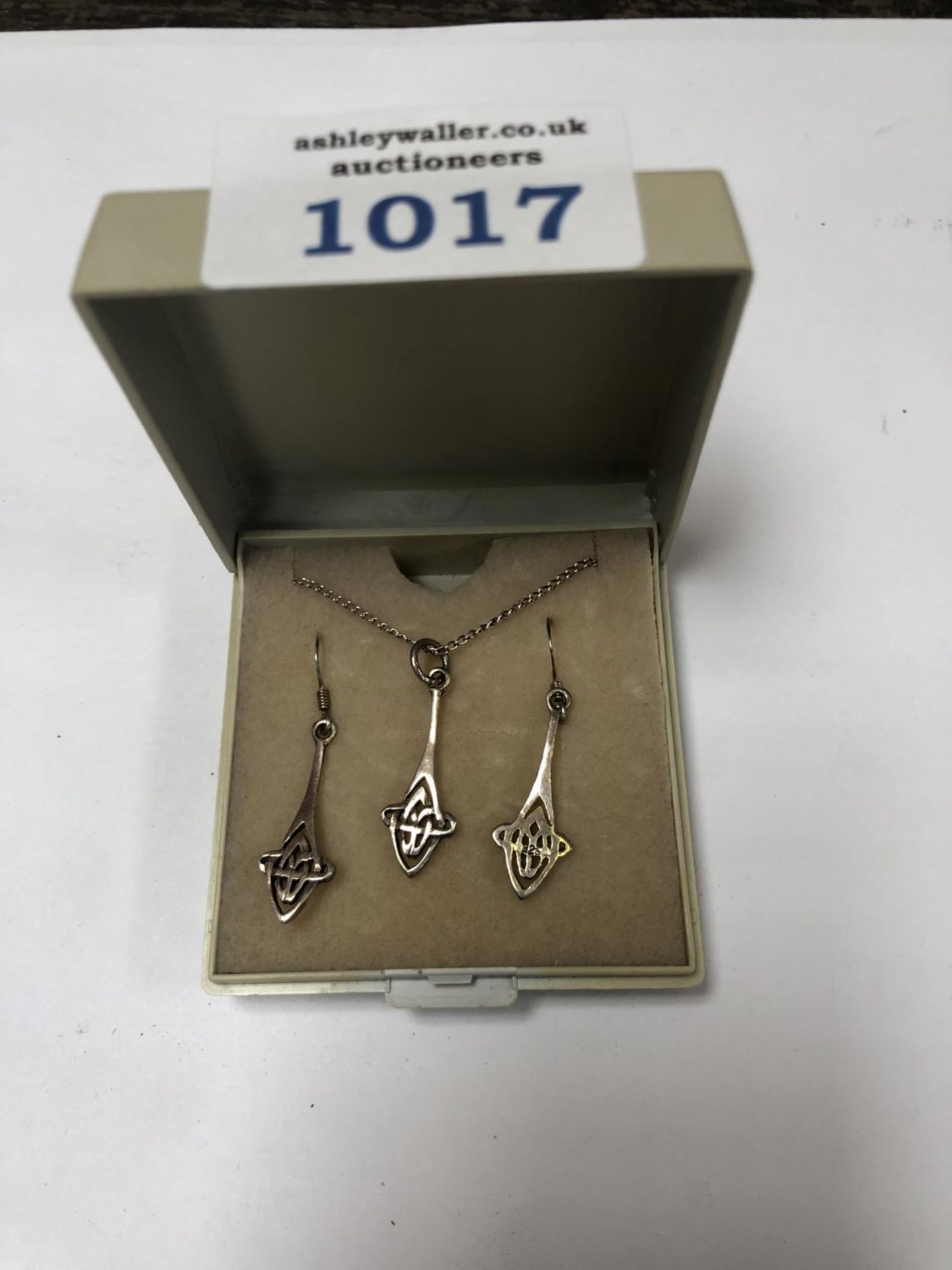 A LADIES BOXED SILVER CHARLES RENNIE MACKINTOSH NECKLACE AND EARRINGS