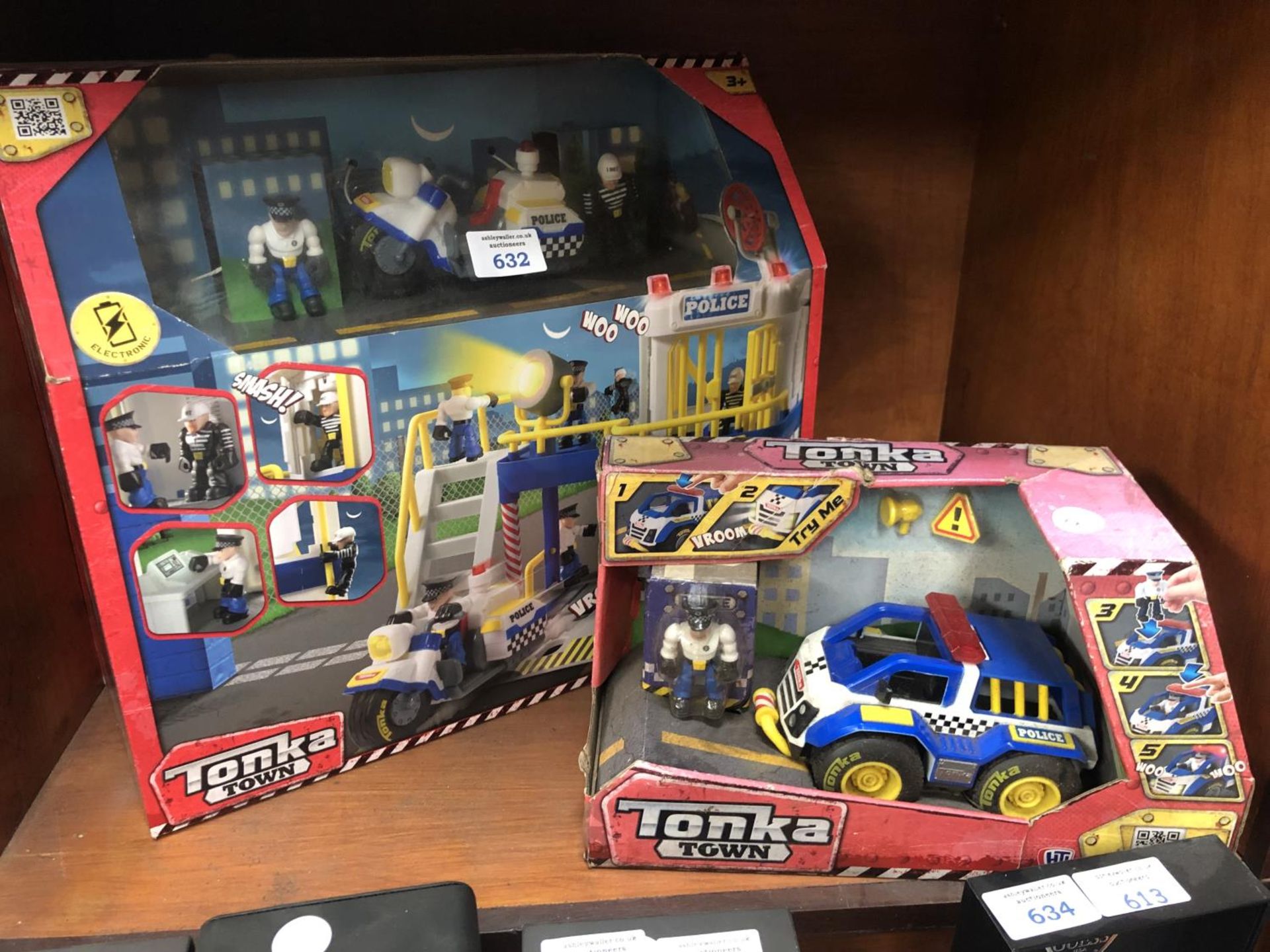 TWO BOXED 'TONKA TOWN' MODELS