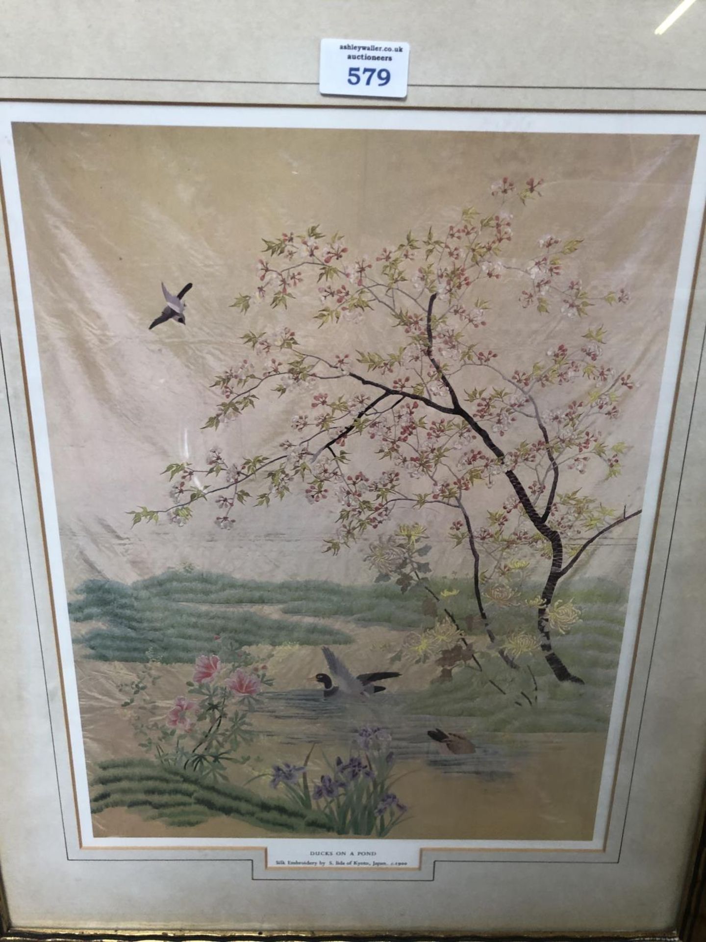 A GILT BAMBOO FRAMED PRINT OF A SILK EMBROIDERY BY S . LIDA OF KYOTO, JAPAN C.1900 'DUCKS ON A POND' - Image 2 of 3