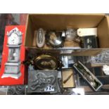 VARIOUS ITEMS TO INCLUDE VINTAGE BOXED MINIATURE CLOCK, CHINESE METAL BOX ETC