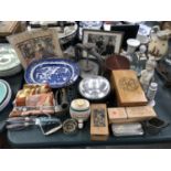 A LARGE MIXED GROUP OF ITEMS - BLUE AND WHITE PLATTER, WOODEN ITEMS ETC