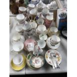 A COLLECTION OF CERAMICS TO INCLUDE TEA CUPS AND SAUCERS ETC