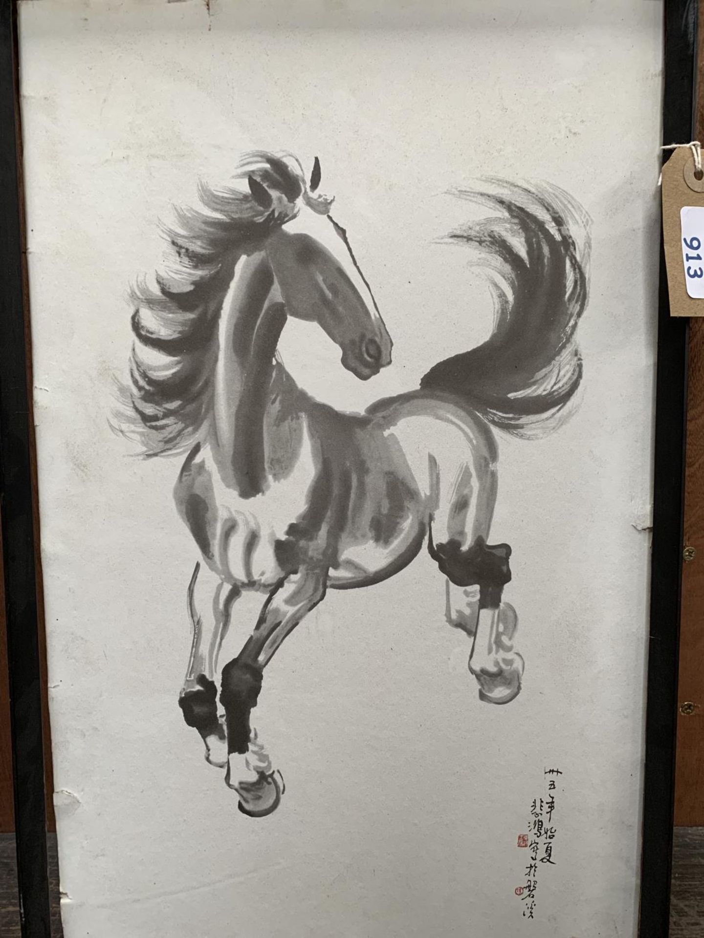 A 'XU BEIHONG' STYLE CHINESE PRINT OF A HORSE, SIGNED 44X28CM - Image 2 of 3