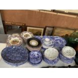 A LARGE COLLECTION OF PLATES, COPELAND SPODE BLUE AND WHITE ETC