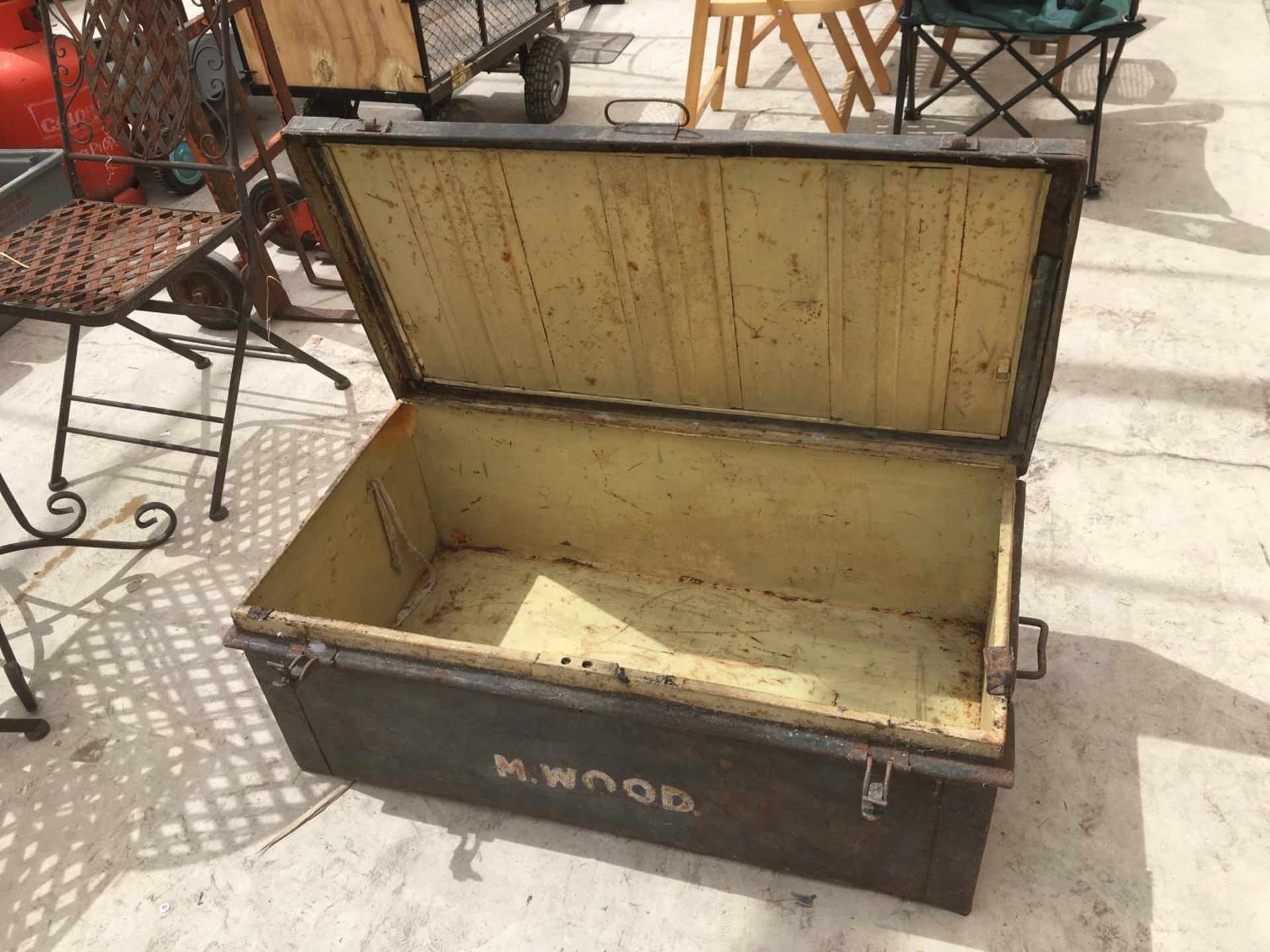 A VINTAGE METAL CHEST WITH 'M WOOD' - Image 2 of 2