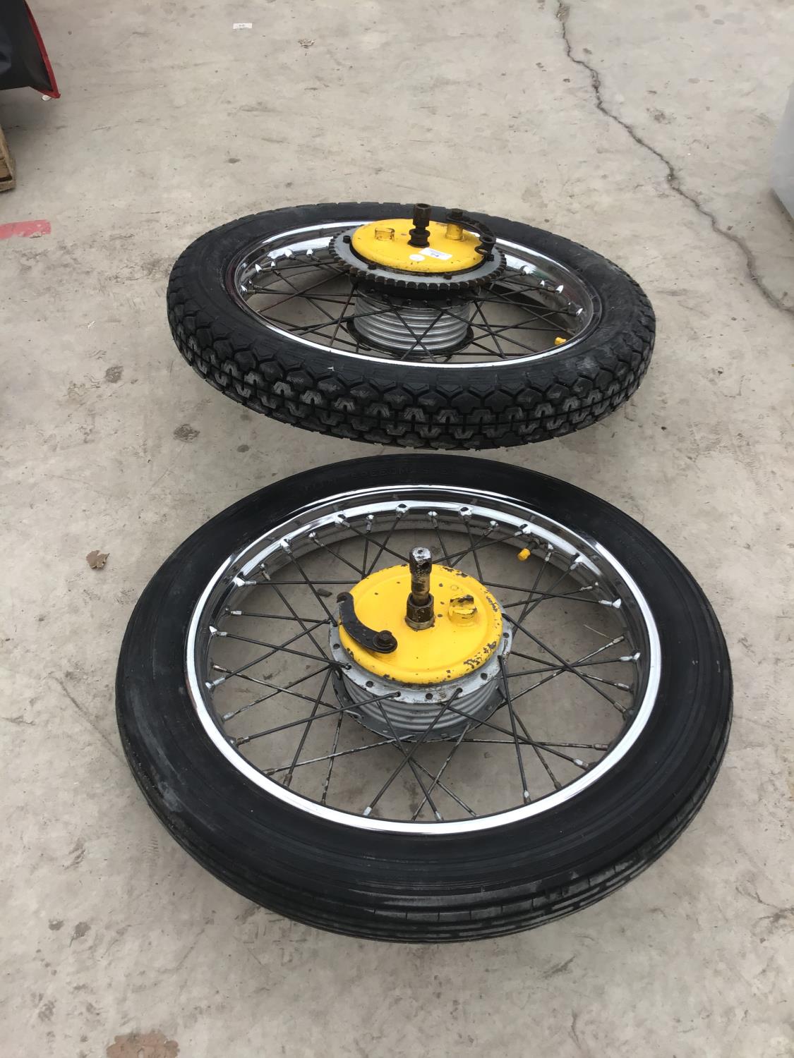 A PAIR OF FRONT AND REAR WHEELS FOR A NORTON JUBILEE (DIFFERENT TYRES) - Image 2 of 2