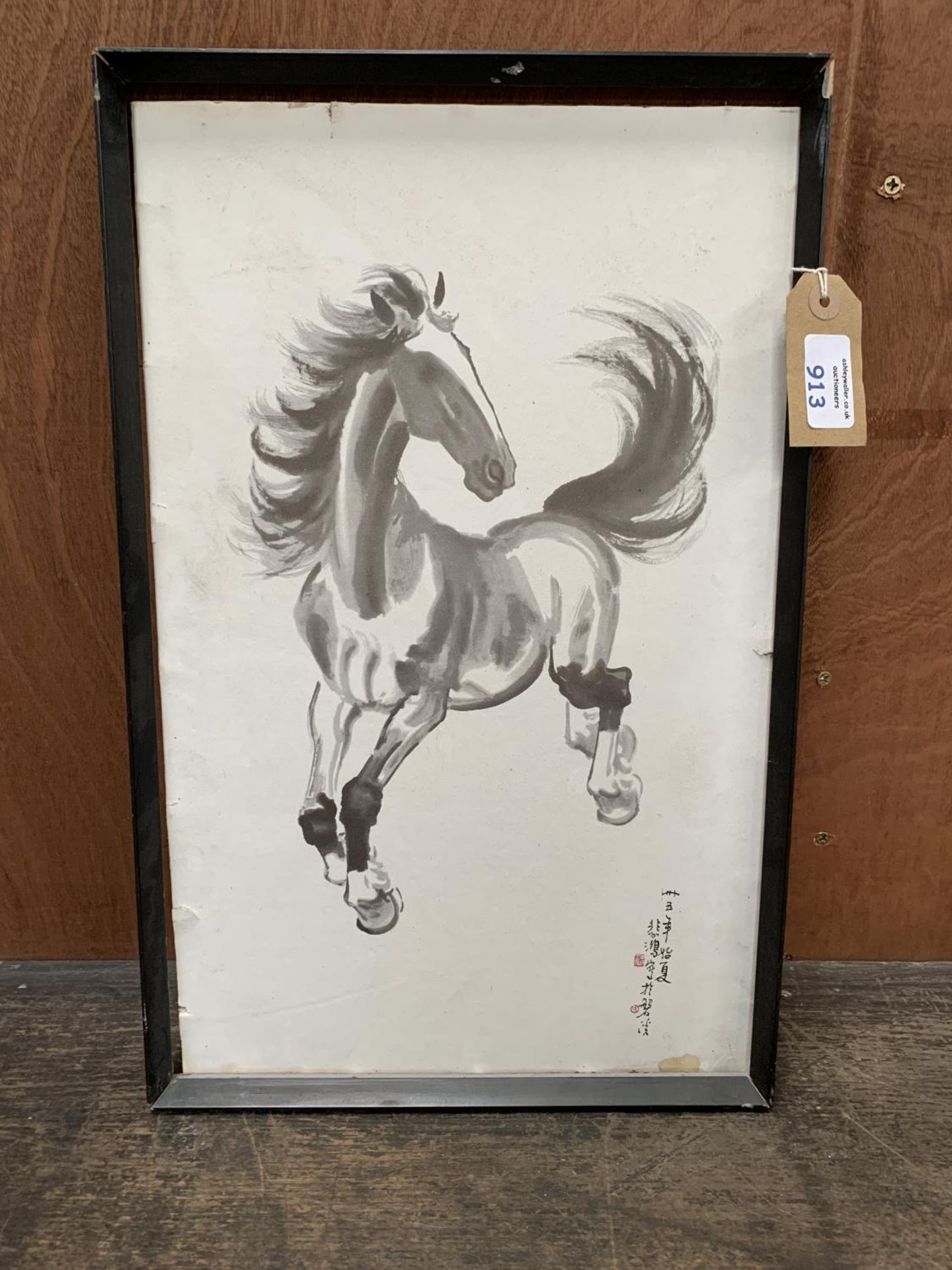 A 'XU BEIHONG' STYLE CHINESE PRINT OF A HORSE, SIGNED 44X28CM