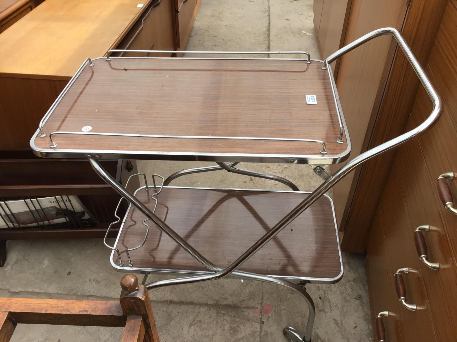 A RETRO DRINKS TROLLEY AND MAGAZINE RACK (2) - Image 2 of 3
