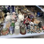 A LARGE COLLECTION OF ITEMS TO INCLUDE CERAMIC JARS, FOOTBALL FIGURES, ORNAMENTS ETC