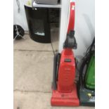 A BUSH 1800W VACUUM CLEANER IN WORKING ORDER