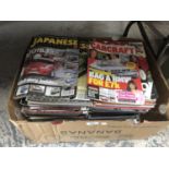 A BOX OF ASSORTED CAR / RACING MAGAZINES