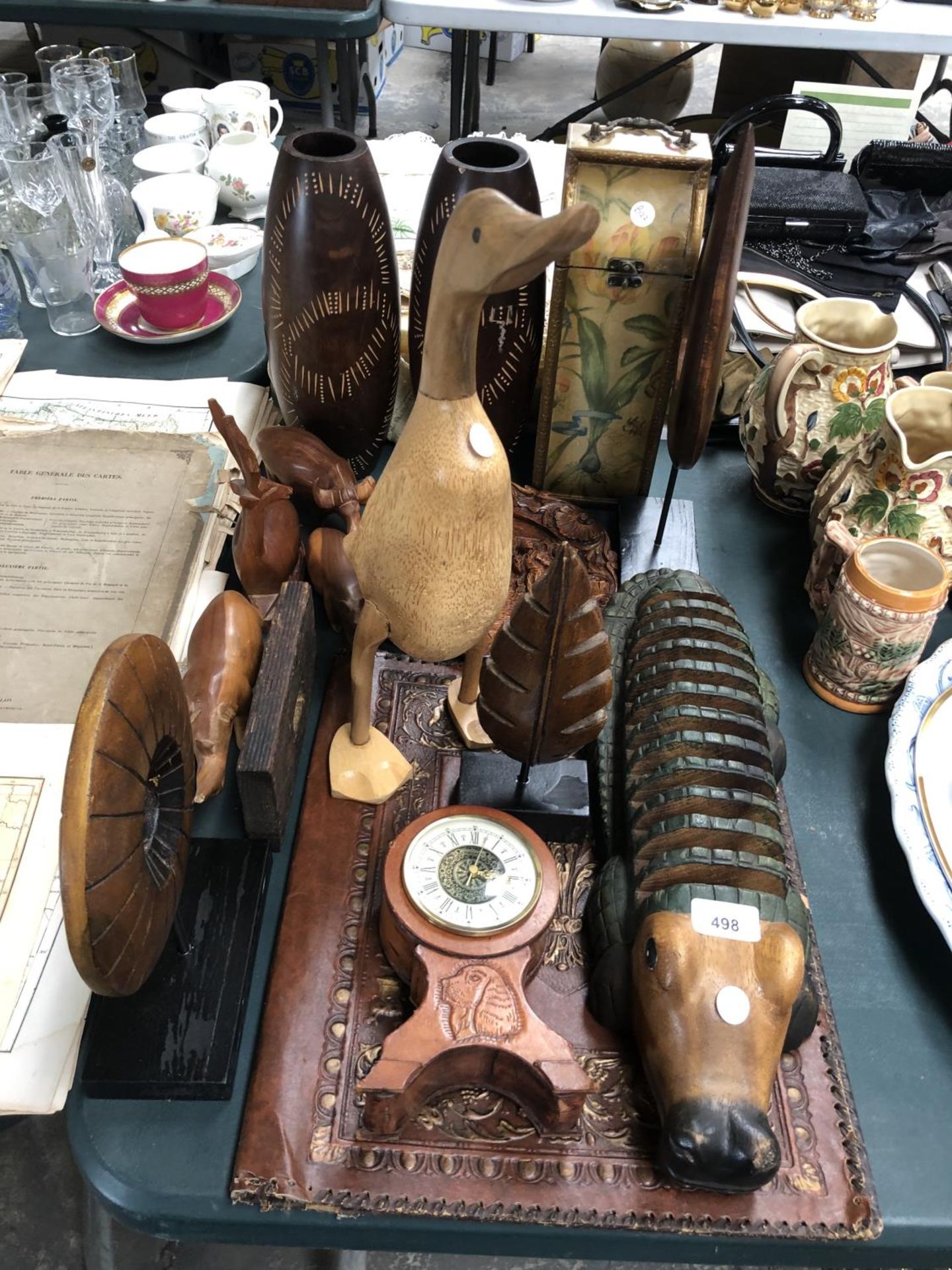 A GROUP OF ASSORTED WOODEN ITEMS - COLLECTABLE DUCK ETC