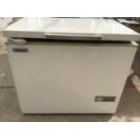 A BEEKAY CHEST FREEZER 100CM IN WORKING ORDER