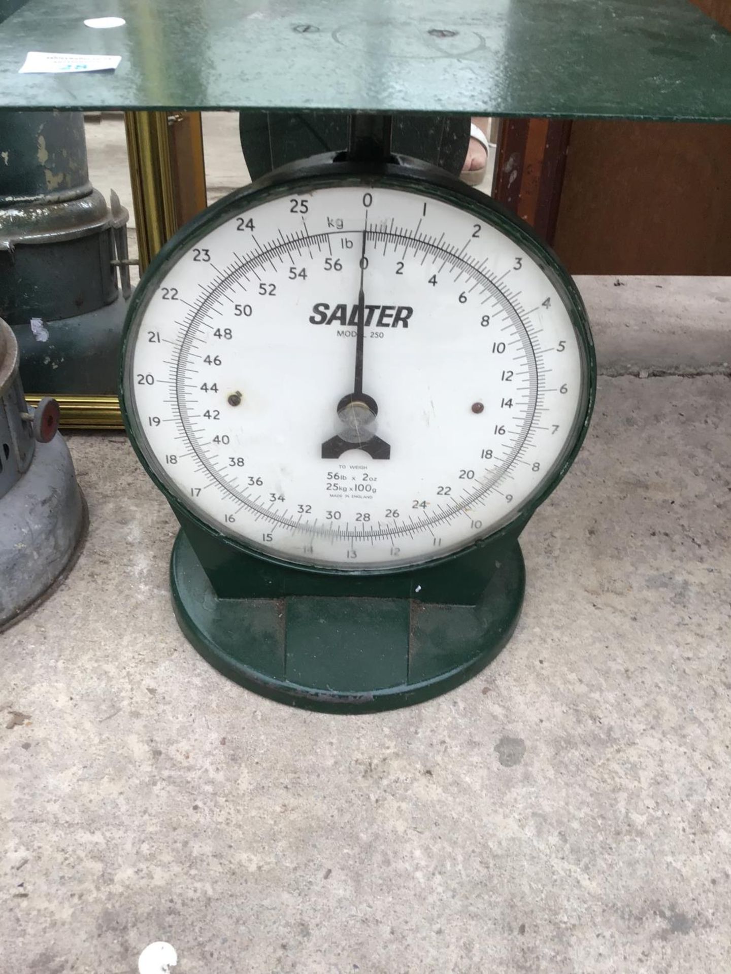 A SET OF SALTER SCALES, A VALOR HEATER AND TWO MIRRORS - Image 2 of 4