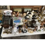 A MIXED GROUP OF CERAMICS, SHEEP DOG FIGURES, PIG MONEY BANK ETC