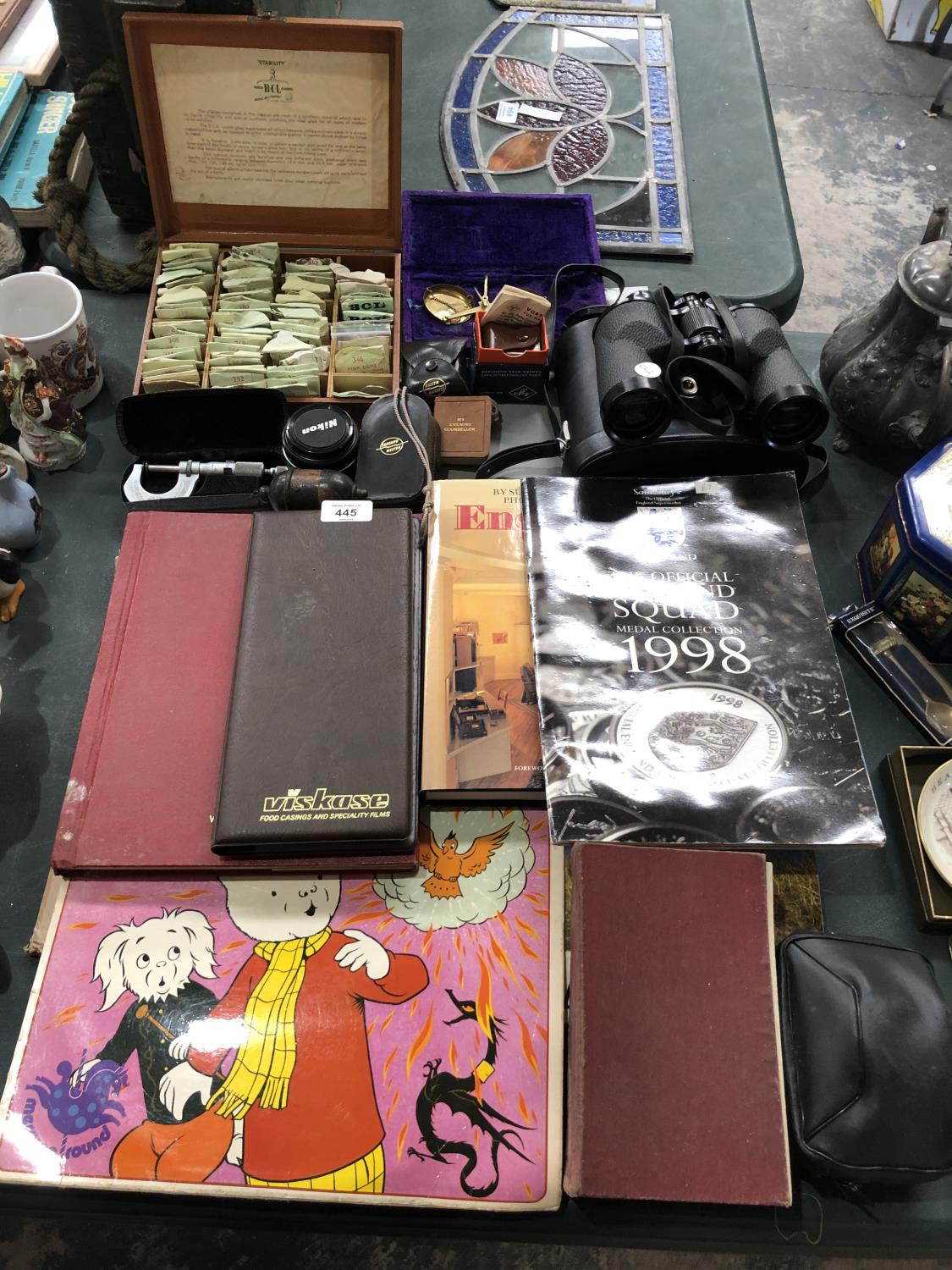 A MIXED GROUP OF ITEMS, SCALES, BINOCULARS, BOOKS ETC