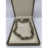 A BOXED LADIES ROLLER BALL NECKLACE WITH 375 CLASP