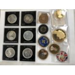 A MIXED GROUP OF COMMEMORATIVE COINS