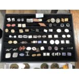 A LARGE COLLECTION OF MENS CUFF LINKS