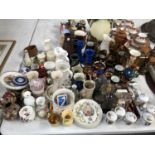 A LARGE COLLECTION OF VARIOUS CERAMICS TO INCLUDE PLATES, CUPS, VASES ETC