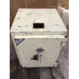 A LEIGH SAFES LOTTERY SAFE WITH TWO KEYS