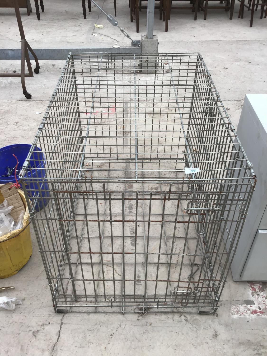 A LARGE METAL PET CAGE 91CM X 60CM X 70CM HIGH