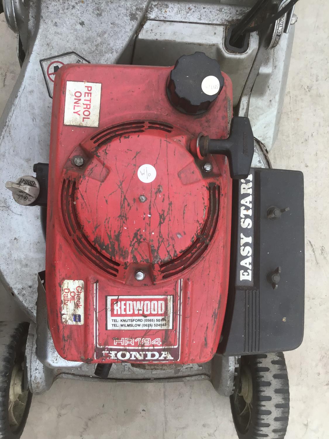 A HONDA HR194 PETROL MOWER - Image 2 of 2