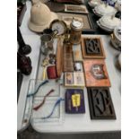 A COLLECTION OF ASSORTED ITEMS TO INCLUDE GLASS DISH, PLAYING CARDS AND TREEN ITEMS ETC
