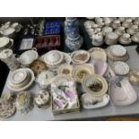 A LARGE GROUP OF CERAMICS TO INCLUDE 'BUNNKYKINS' PLATES, 'FLORA' AND 'PALISSY' CERAMIC ITEMS
