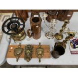 MIXED METALWARE ITEMS TO INCLUDE CANDLE STICKS, JUG, DOOR KNOCKERS, AND BRASS FIRE SCREEN