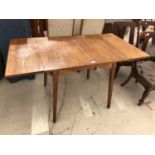 A RETRO G-PLAN E GOMME EXTENDING DINING TABLE