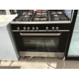 A KENWOOD RANGE COOKER WITH GAS HOB AND ELECTRIC OVEN (UNABLE TO TEST)