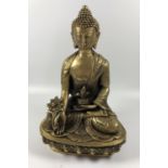 A HEAVY BRASS MODEL OF A SEATED BUDDHA, HEIGHT 21CM