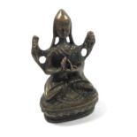 A SMALL SINO TIBETAN BRONZE MODEL OF A BUDDHA, HEIGHT 8CM