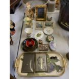 A MIXED GROUP OF ITEMS - CERAMICS, RABBIT AND DOG FIGURE ETC
