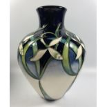 A MOORCROFT POTTERY 'TWENTY WINTERS' PATTERN VASE, HEIGHT 19CM